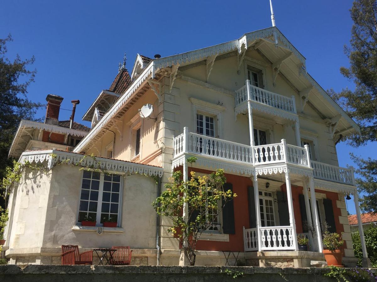 Manoir De L'Epine Bed and Breakfast Saint-Séverin Εξωτερικό φωτογραφία